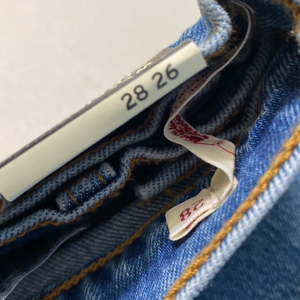 Levi’s Wedgie Straight Jazz Jive Sound Denim Jeans Size 28 x 26 IRREGULAR - Picture 12 of 16